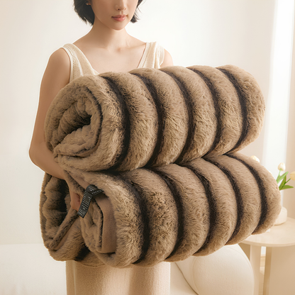 Soft on Both Sides – Double Fleece Throw in 4 Sizes